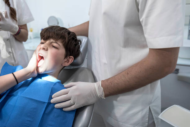 Best Broken or Cracked Tooth Emergency Dentist in Elsberry, MO